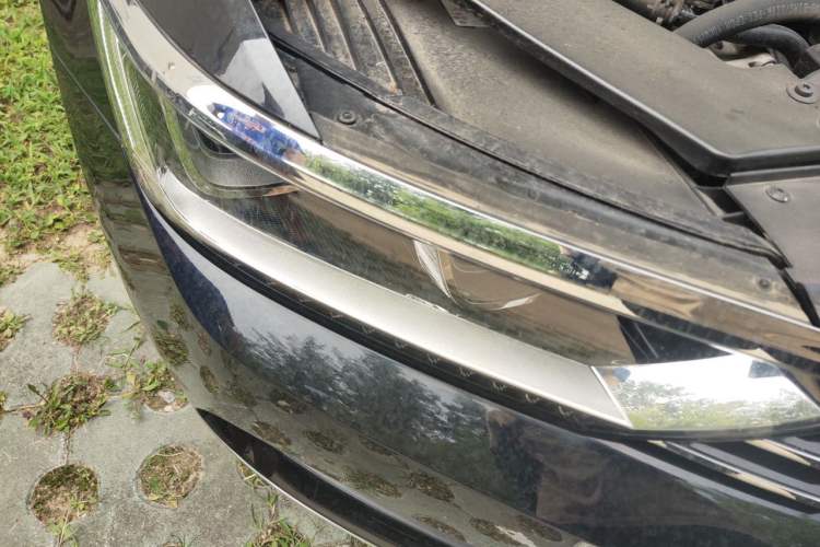 Used Volkswagen Magotan 2019 330TSI DSG Luxury Version China VI Standard Right Front Headlight