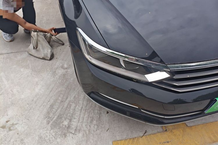 Used Volkswagen Magotan 2019 330TSI DSG Leading Model China VI Standard Right Front Headlight
