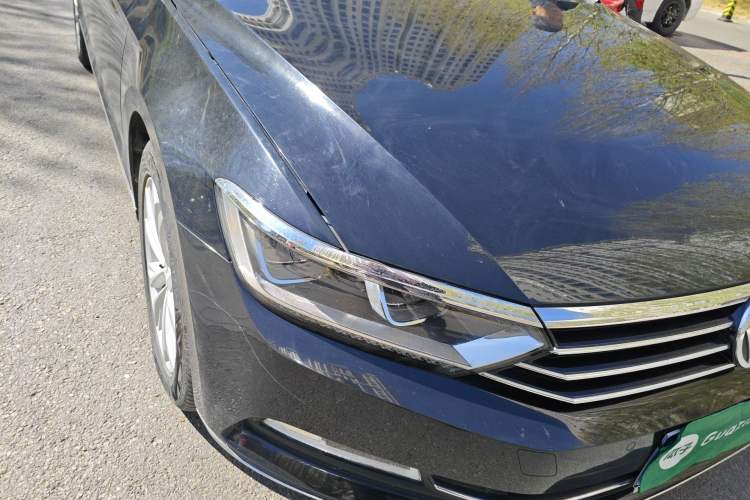 Used Volkswagen Magotan 2019 330TSI DSG Luxury Model China V Standard Right Front Headlight