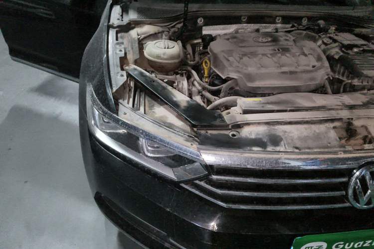 Used Volkswagen Magotan 2019 330TSI DSG Leading Edition China V Standard Right Front Headlight