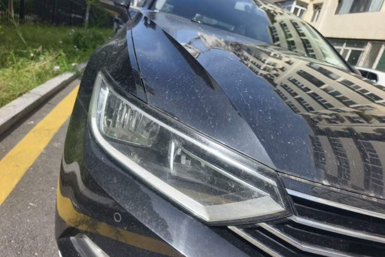 Used Volkswagen Magotan 2019 280TSI DSG Comfort Model China V Standard Right Front Headlight