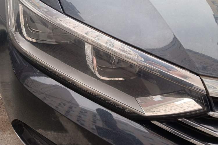 Used Volkswagen Magotan 2019 330TSI DSG Luxury Model China V Standard Right Front Headlight