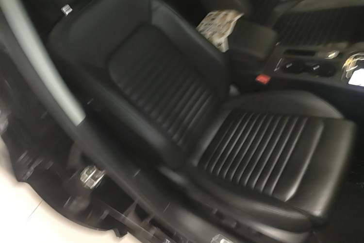 Used Volkswagen Magotan 2019 330TSI DSG Leading Edition China V Standard Right Front Seat