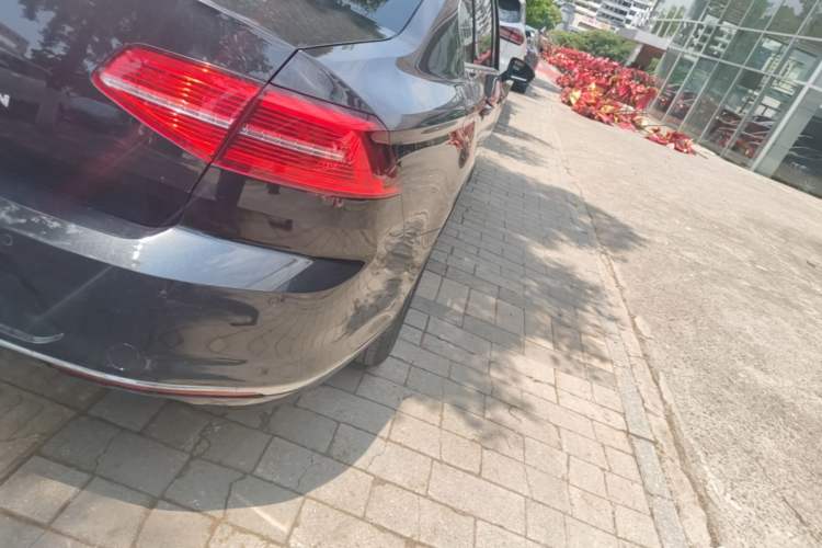 Used Volkswagen Magotan 2019 280TSI DSG Comfort Model China VI Standard Right Rear Taillight