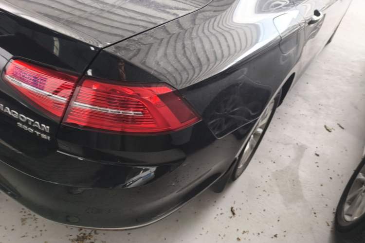 Used Volkswagen Magotan 2019 280TSI DSG Comfort Model China VI Standard Right Rear Taillight