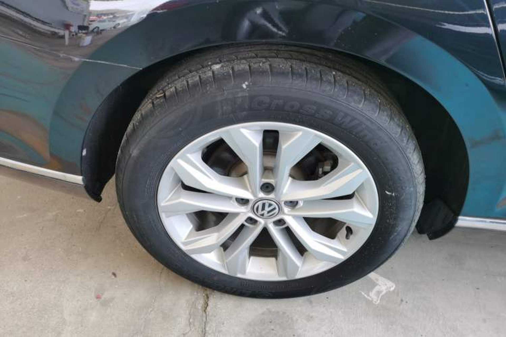 Used Volkswagen Magotan 2019 330TSI DSG Luxury Version China VI Standard Right Rear Wheel Hub
