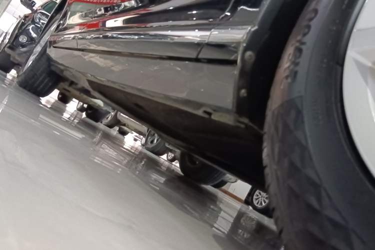 Used Volkswagen Magotan 2019 280TSI DSG Comfort Model China VI Standard Right Side Sill
