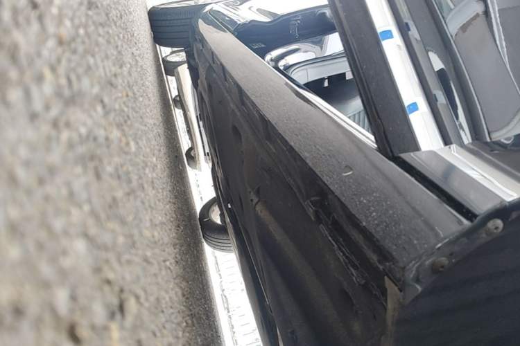Used Volkswagen Magotan 2019 330TSI DSG Luxury Model China V Standard Right Side Sill