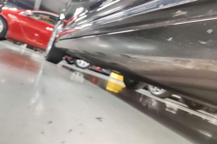 Used Volkswagen Magotan 2019 280TSI DSG Comfort Model China V Standard Right Side Sill