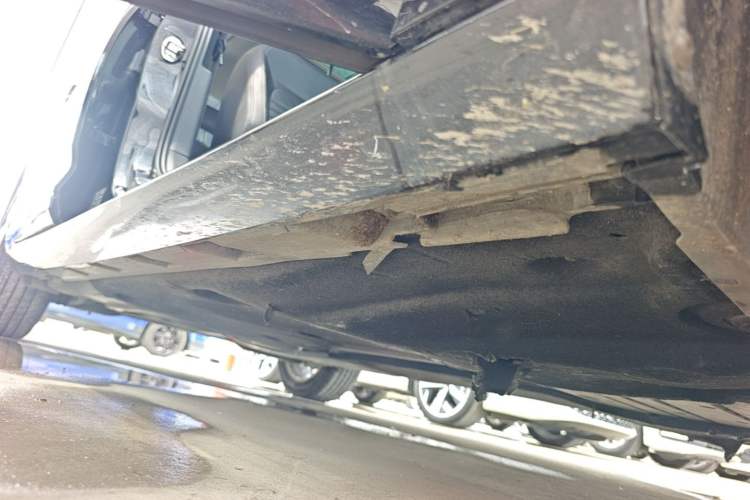 Used Volkswagen Magotan 2019 330TSI DSG Luxury Version China VI Standard Right Side Sill