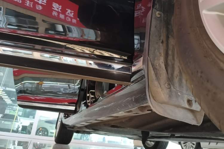 Used Volkswagen Magotan 2019 330TSI DSG Luxury Version China VI Standard Right Side Sill