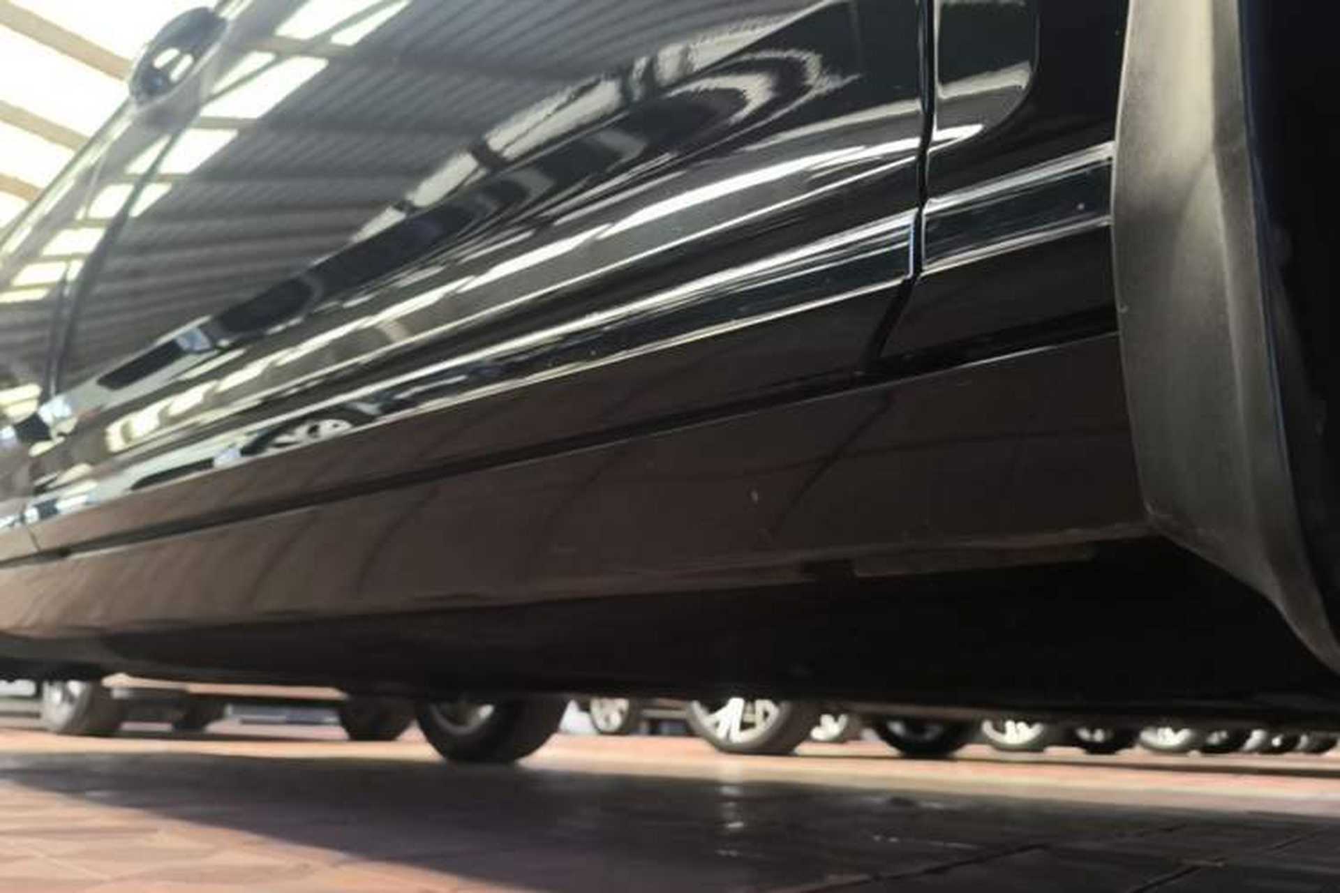 Used Volkswagen Magotan 2019 330TSI DSG Luxury Model China V Standard Right Side Sill