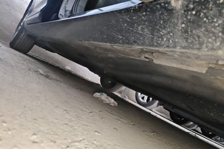 Used Volkswagen Magotan 2019 280TSI DSG Comfort Model China VI Standard Right Side Sill