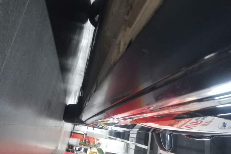 Used Volkswagen Magotan 2019 330TSI DSG Leading Edition China V Standard Right Side Sill