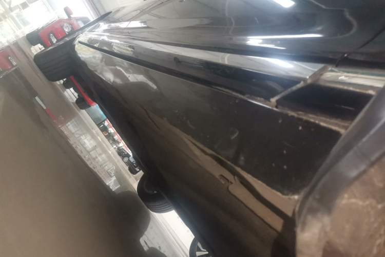 Used Volkswagen Magotan 2019 330TSI DSG Leading Model China VI Standard Right Side Sill