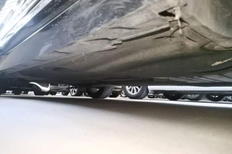 Used Volkswagen Magotan 2019 280TSI DSG Leading Model China V Standard Right Side Sill