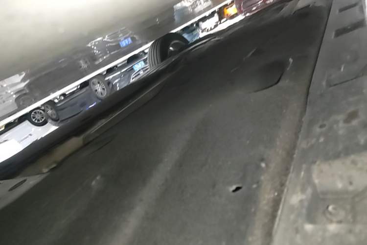 Used Volkswagen Magotan 2019 330TSI DSG Luxury Version China VI Standard Right Side Sill