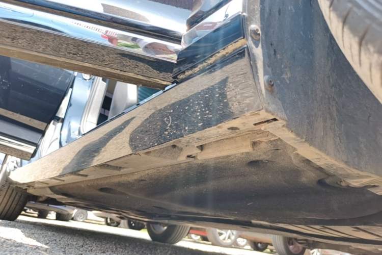 Used Volkswagen Magotan 2019 330TSI DSG Leading Model China VI Standard Right Side Sill