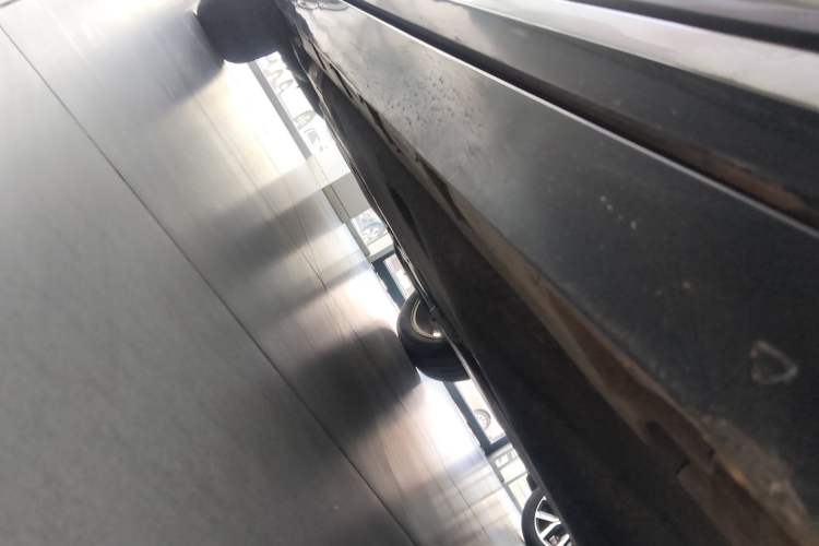 Used Volkswagen Magotan 2019 330TSI DSG Leading Edition China V Standard Right Side Sill