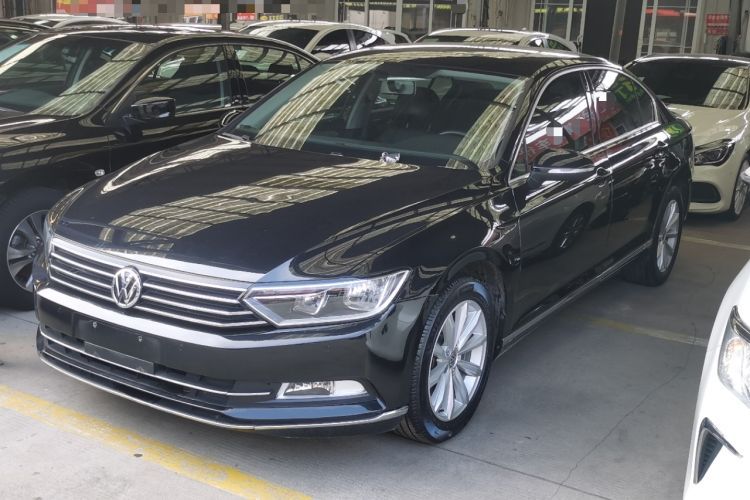 Used Volkswagen Magotan 2019 280TSI DSG Leading Model China V Standard Guazi used car, China used car export, Used car for sale, Used  cars, Cheapest cars for sale