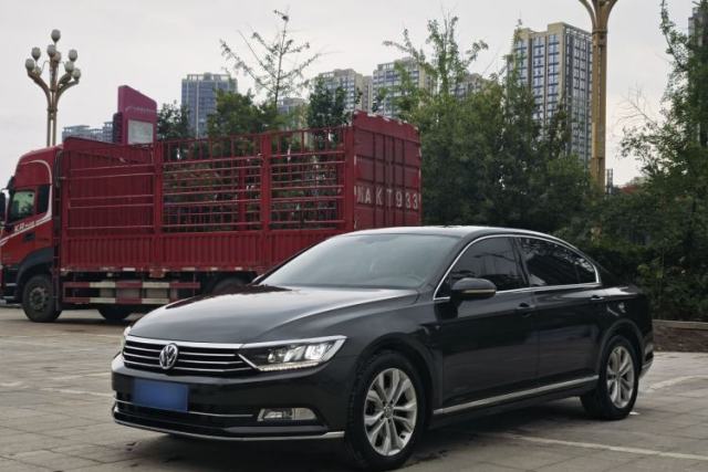 Volkswagen Magotan 2019 330TSI DSG Luxury Model China V Standard usado