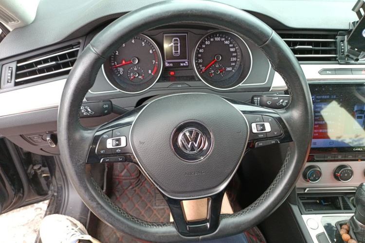 Used Volkswagen Magotan 2019 280TSI DSG Comfort Model China V Standard Steering Wheel