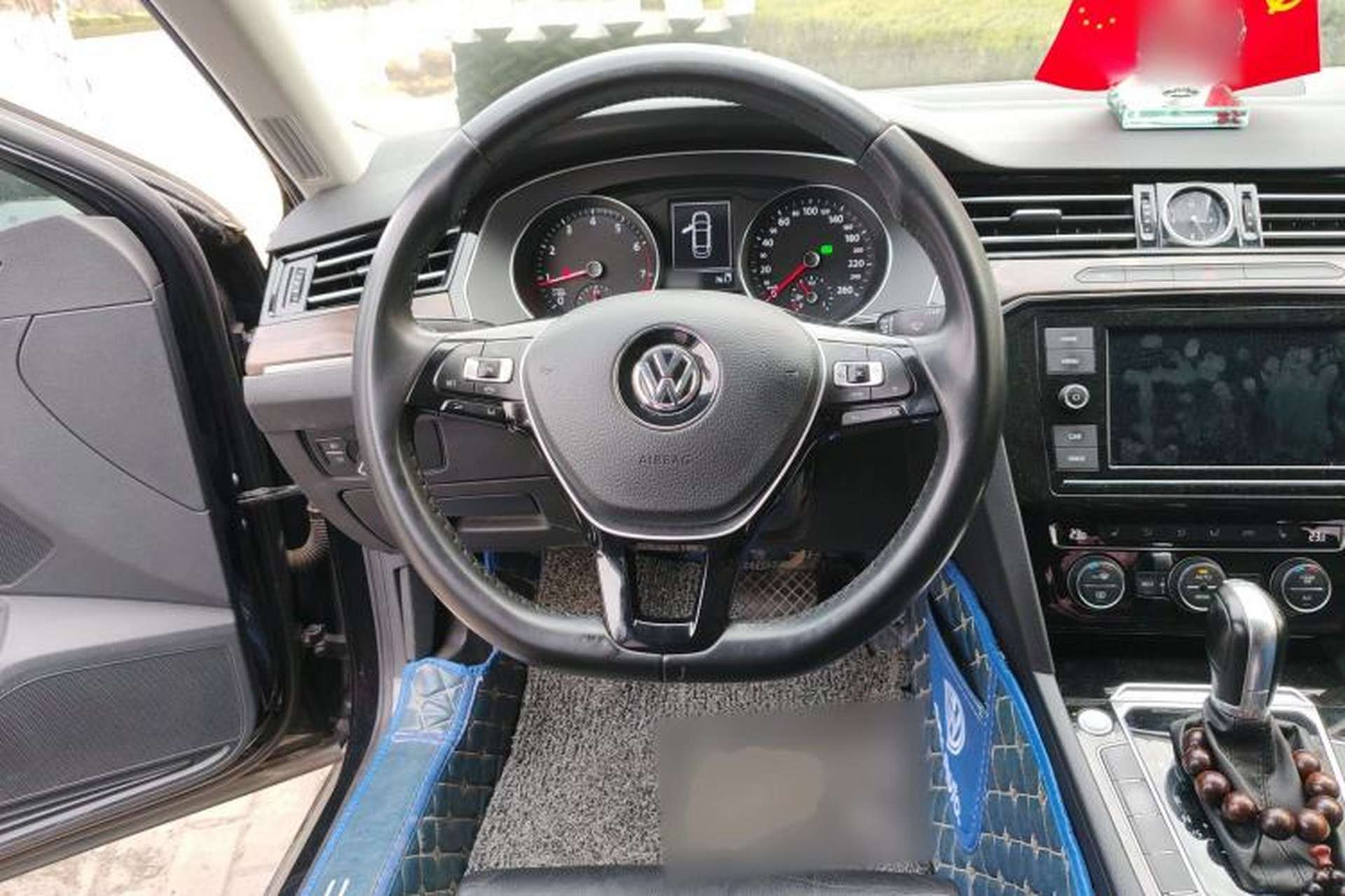 Used Volkswagen Magotan 2019 330TSI DSG Luxury Model China V Standard Steering Wheel