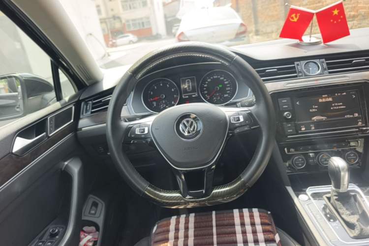 Used Volkswagen Magotan 2019 380TSI DSG Luxury Model China V Standard Steering Wheel