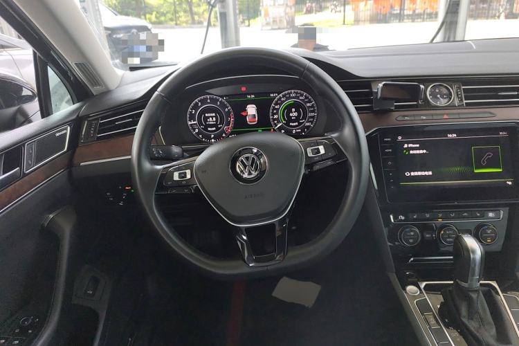 Used Volkswagen Magotan 2019 330TSI DSG Luxury Model China V Standard Steering Wheel