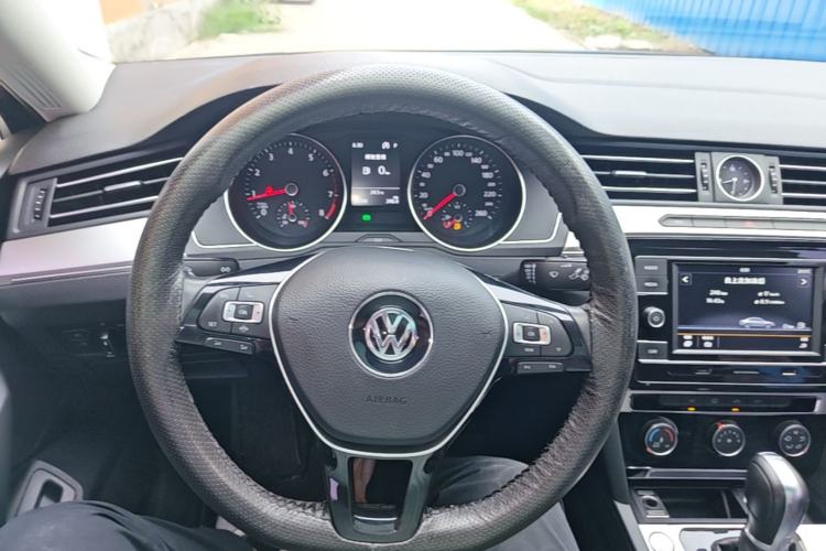 Used Volkswagen Magotan 2019 280TSI DSG Comfort Model China VI Standard Steering Wheel