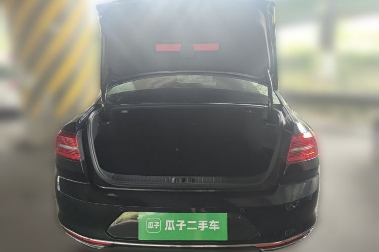 Used Volkswagen Magotan 2019 330TSI DSG Luxury Model China V Standard Trunk