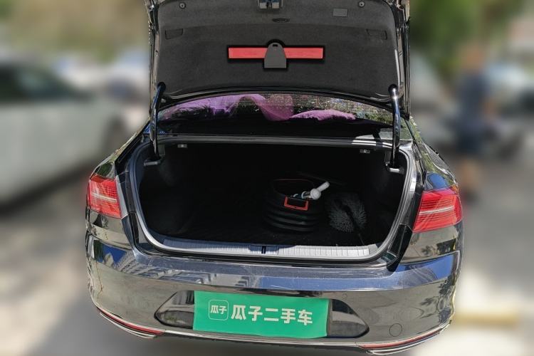 Used Volkswagen Magotan 2019 330TSI DSG Luxury Version China VI Standard Trunk