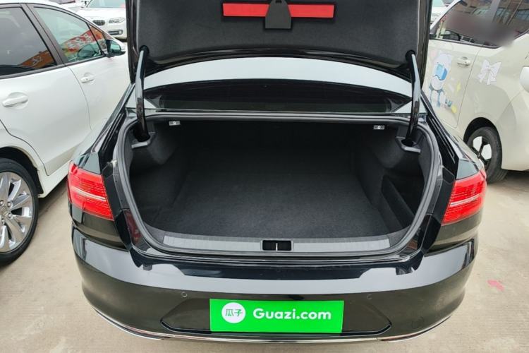 Used Volkswagen Magotan 2019 330TSI DSG Leading Model China VI Standard Trunk