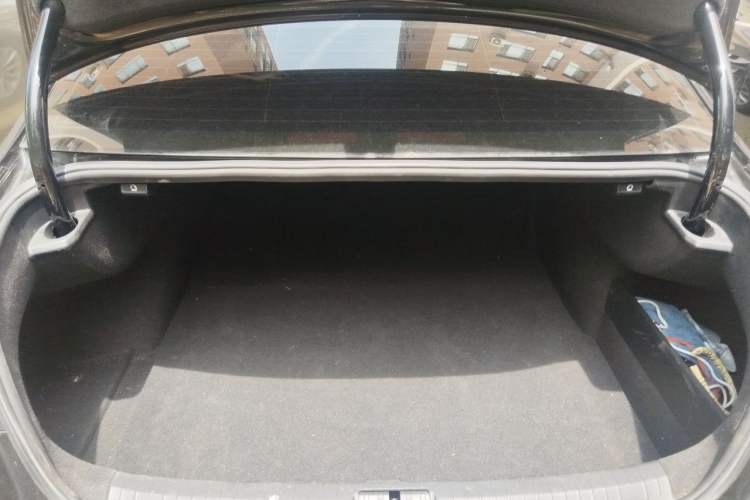 Used Volkswagen Magotan 2019 330TSI DSG Leading Model China VI Standard Trunk