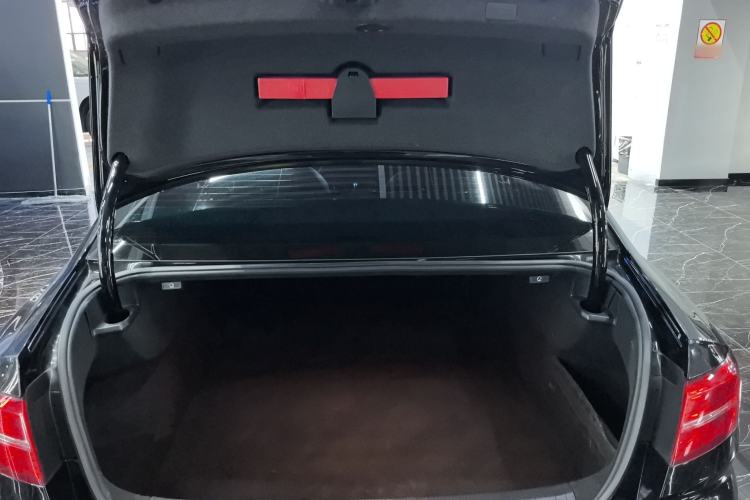 Used Volkswagen Magotan 2019 330TSI DSG Luxury Version China VI Standard Trunk