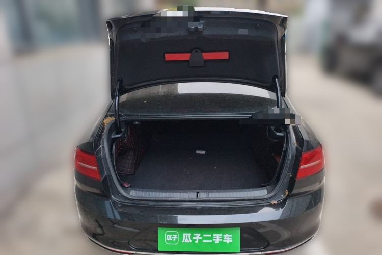 Used Volkswagen Magotan 2019 330TSI DSG Luxury Model China V Standard Trunk