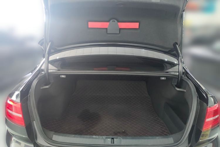 Used Volkswagen Magotan 2019 330TSI DSG Luxury Version China VI Standard Trunk