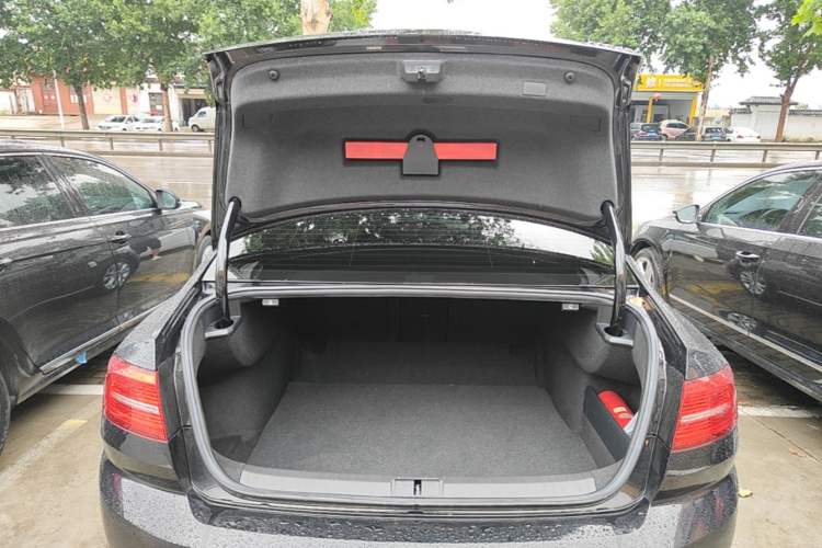 Used Volkswagen Magotan 2019 330TSI DSG Luxury Version China VI Standard Trunk