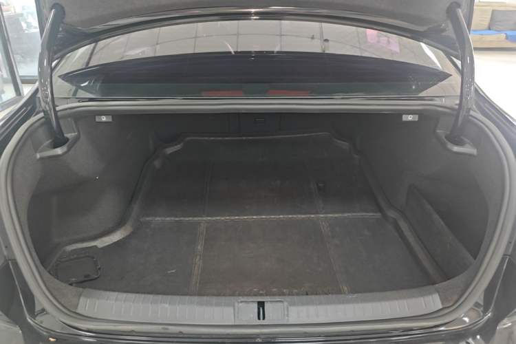 Used Volkswagen Magotan 2019 330TSI DSG Luxury Model China V Standard Trunk