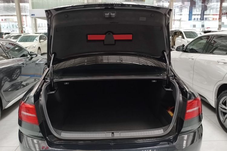 Used Volkswagen Magotan 2019 330TSI DSG Luxury Model China V Standard Trunk