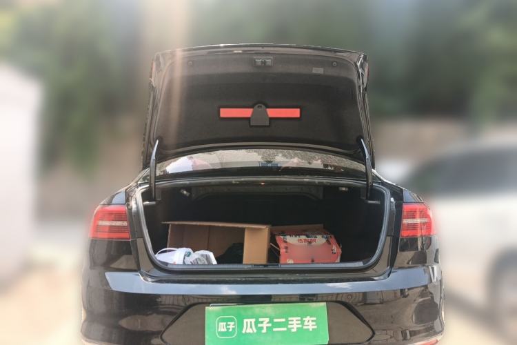 Used Volkswagen Magotan 2019 330TSI DSG Leading Model China VI Standard Trunk