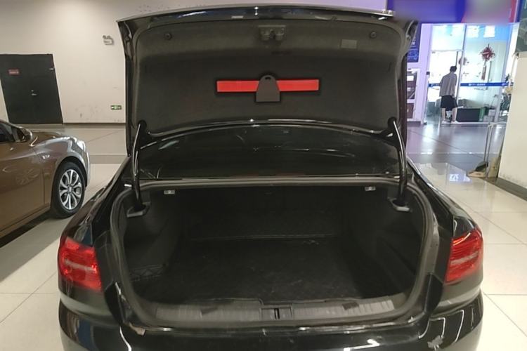 Used Volkswagen Magotan 2019 330TSI DSG Leading Edition China V Standard Trunk
