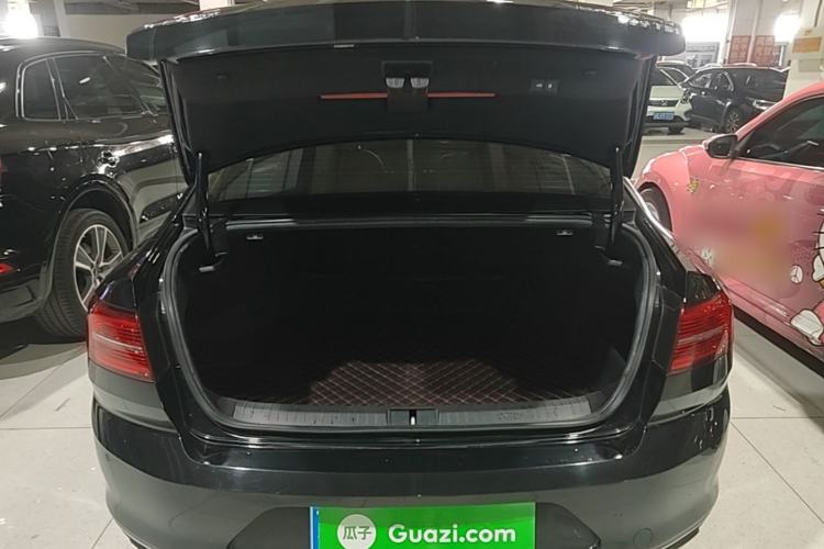 Used Volkswagen Magotan 2019 330TSI DSG Luxury Version China VI Standard Trunk