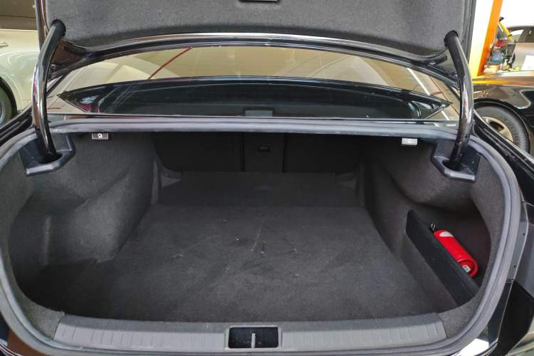 Used Volkswagen Magotan 2019 330TSI DSG Luxury Version China VI Standard Trunk