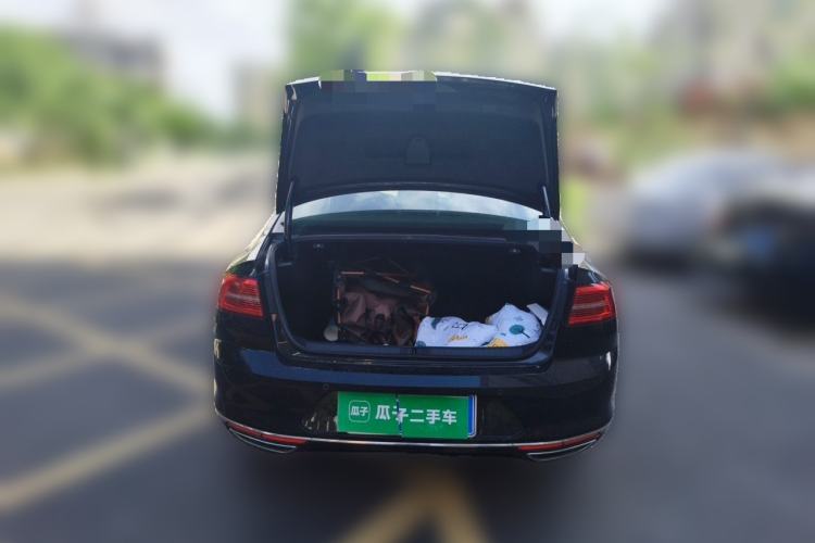 Used Volkswagen Magotan 2019 330TSI DSG Luxury Version China VI Standard Trunk