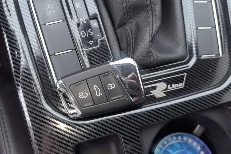 Used Volkswagen Magotan 2019 380TSI DSG Luxury Model China V Standard Vehicle Key