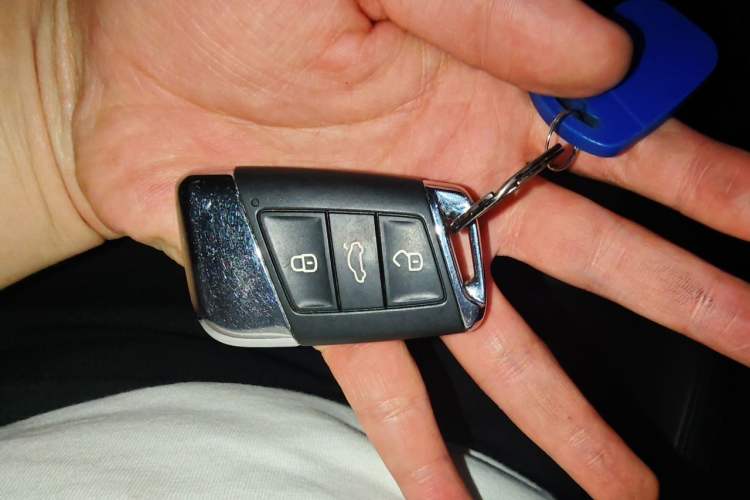 Used Volkswagen Magotan 2019 330TSI DSG Luxury Model China V Standard Vehicle Key