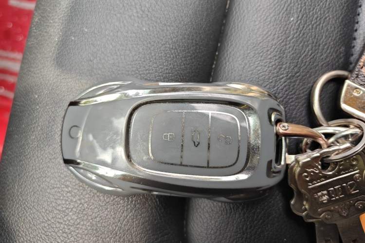 Used Volkswagen Magotan 2019 330TSI DSG Leading Model China VI Standard Vehicle Key