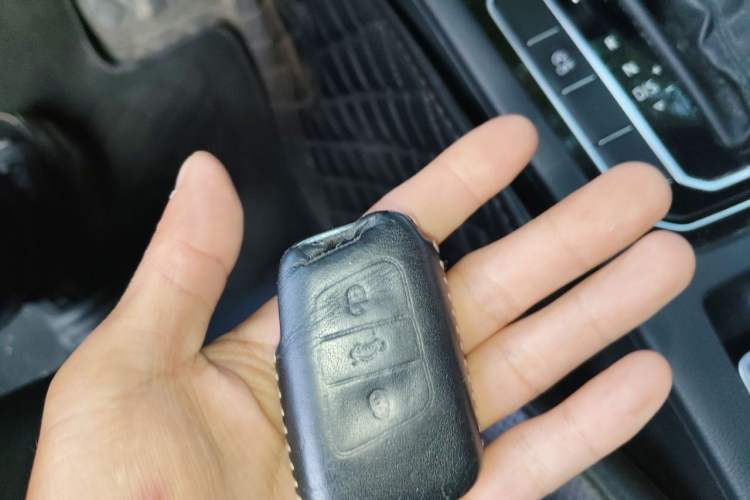 Used Volkswagen Magotan 2019 380TSI DSG Prestige Model China V Standard Vehicle Key