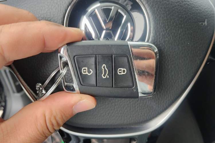 Used Volkswagen Magotan 2019 330TSI DSG Leading Model China VI Standard Vehicle Key